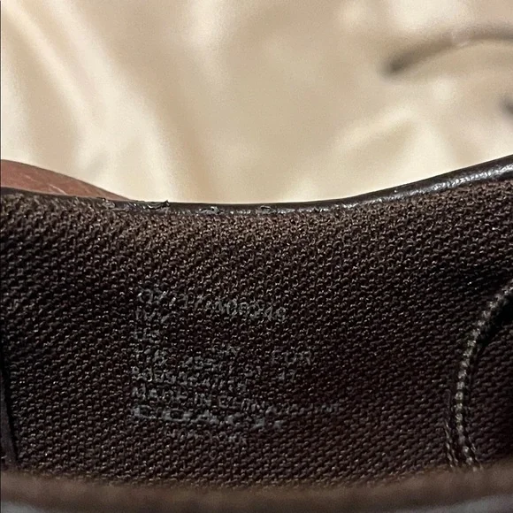 COACH Women's Stylish Brown and Black Shoes - Picture 12 of 12